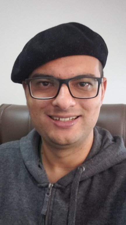 Bruno Foto 2.jpg